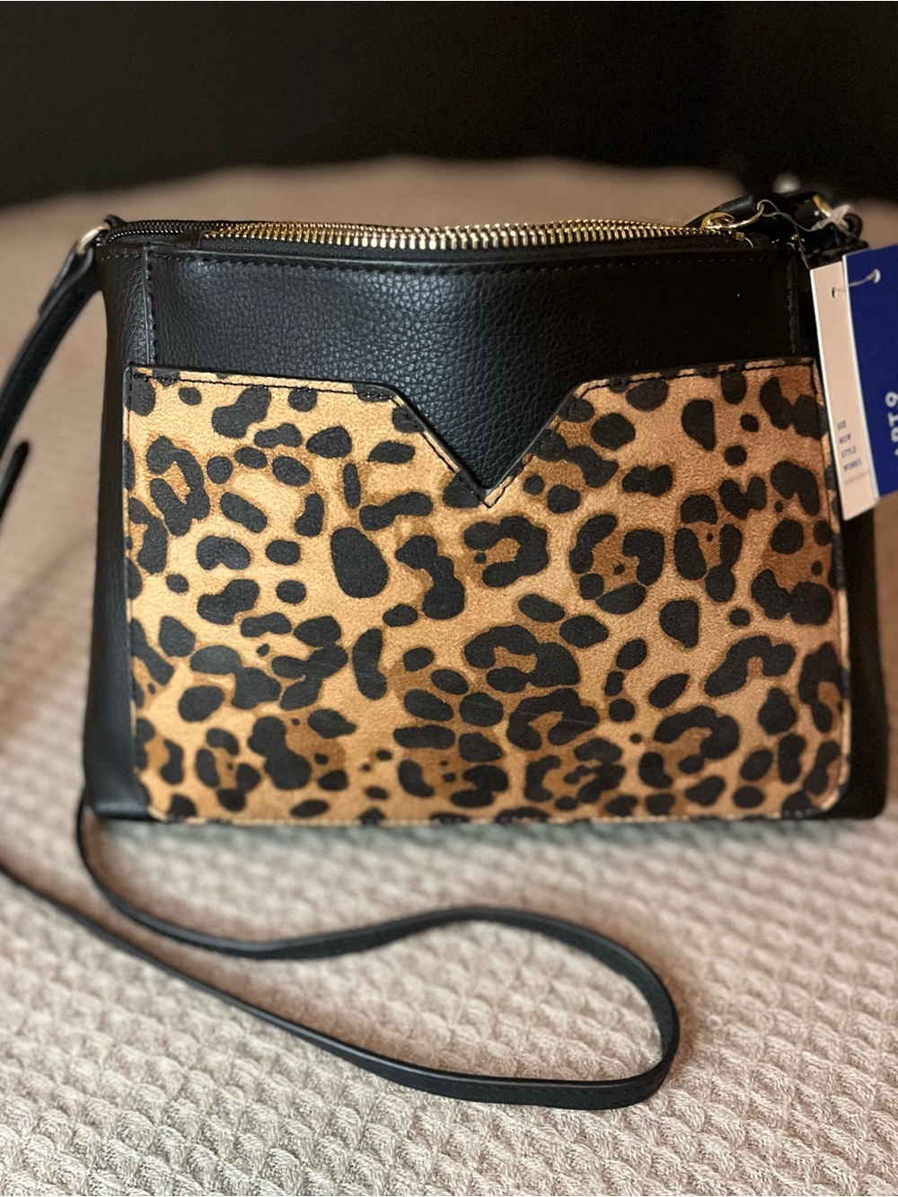 Apt. 9 Black Crossbody with Tan Leopard Front Panel NWT - Picture 1 of 8